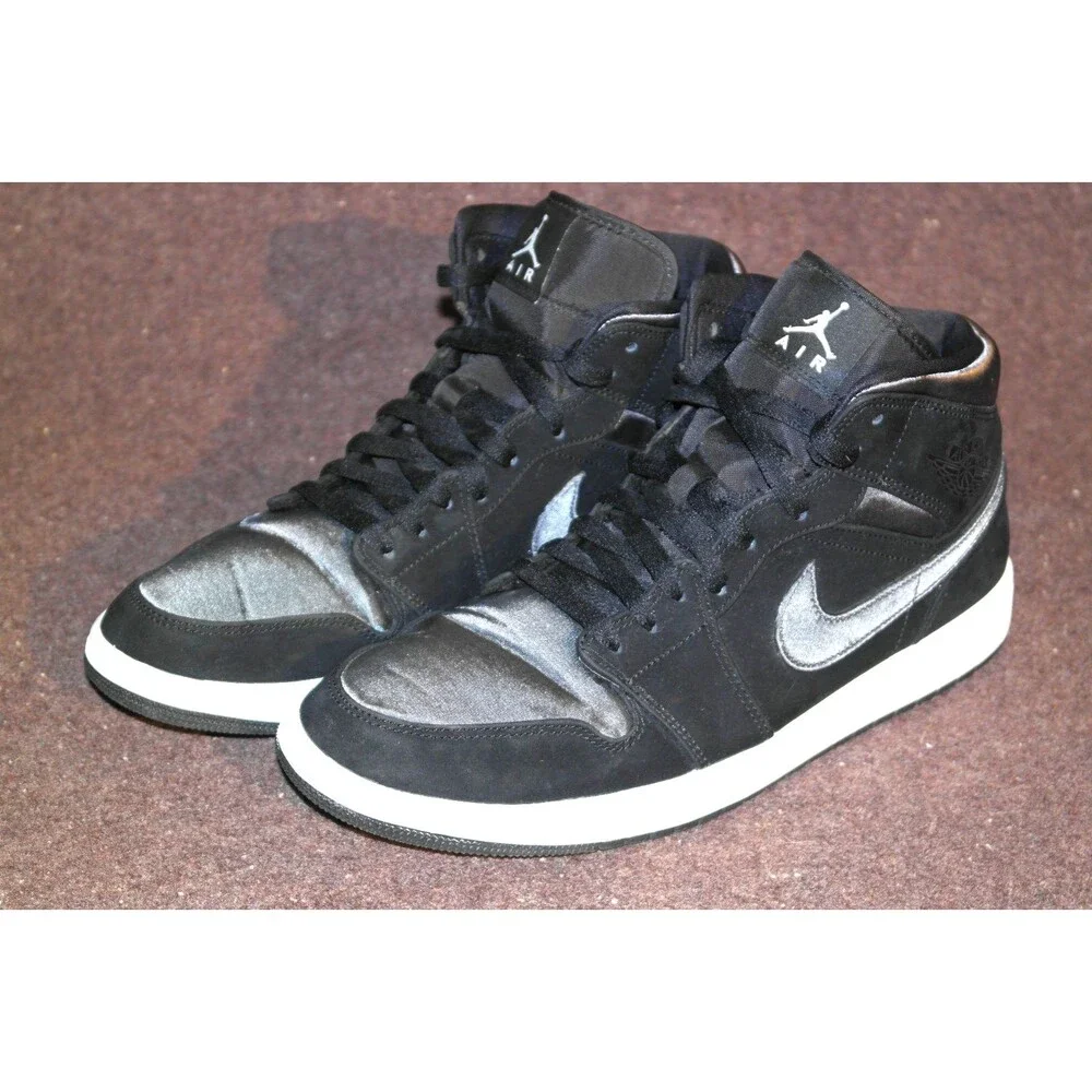Nike Air Jordan 1 Mid Black Grey Size 11.5 Authentic 852542-012